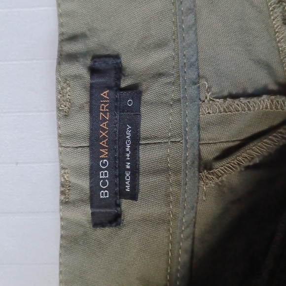BCBG "Ambrosia" Olive Coloured Stretch Cotton Pant- Sz. 0 - Picture 7 of 11